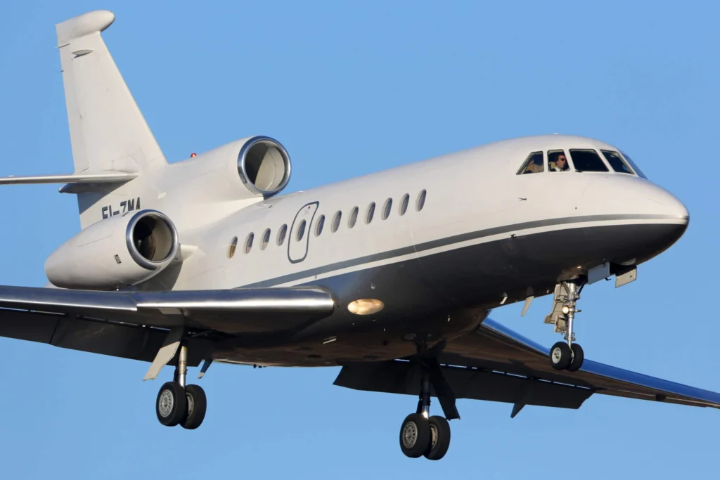 Dassault Falcon Large Jet